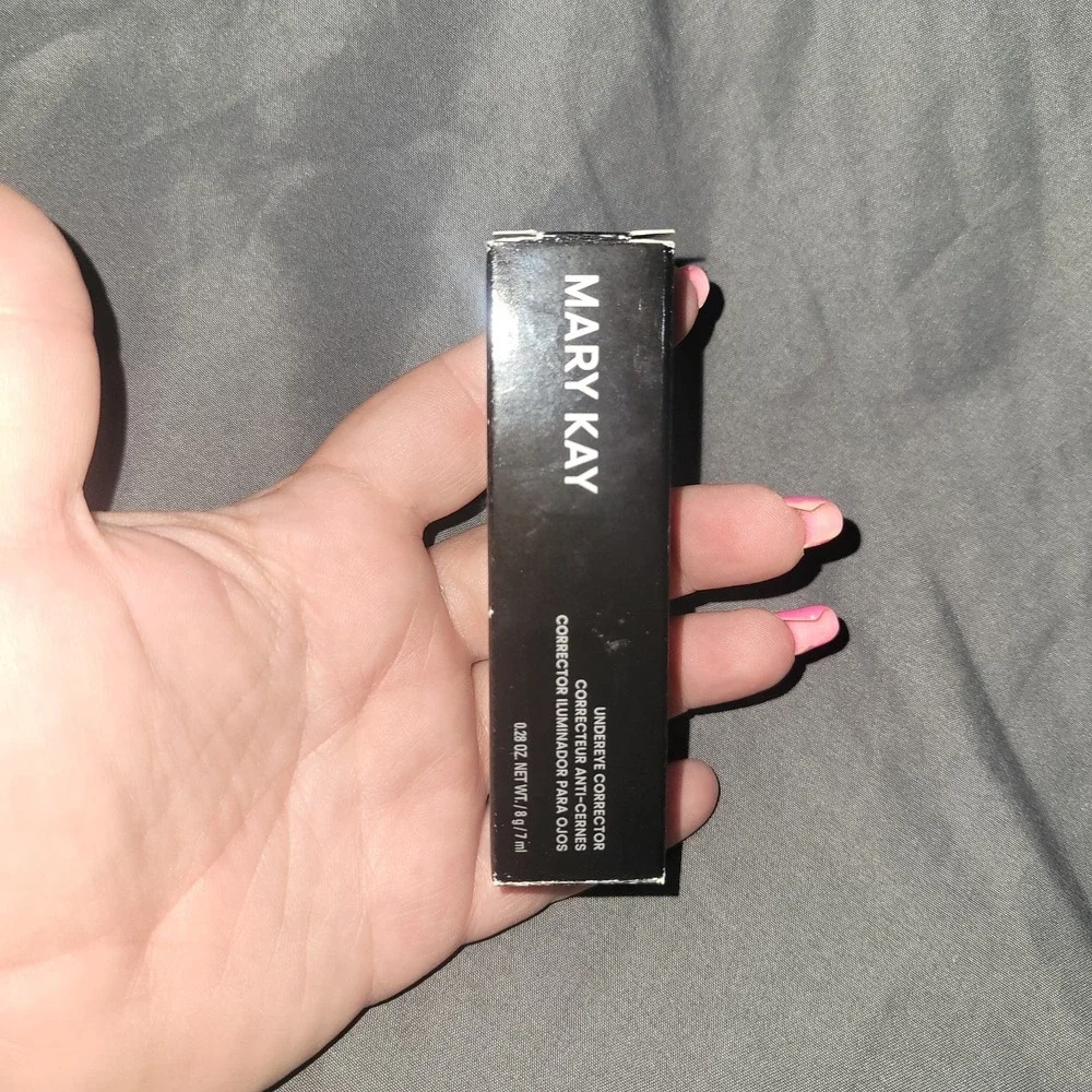 Mary Kay Undereye Corrector New In Box DP PEACH